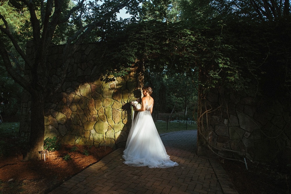 lewis ginter botanical gardens bride portrait