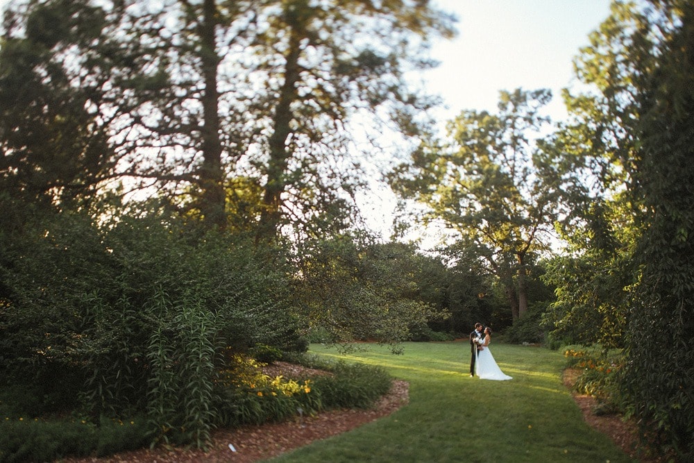 lewis ginter botanical gardens wedding photo