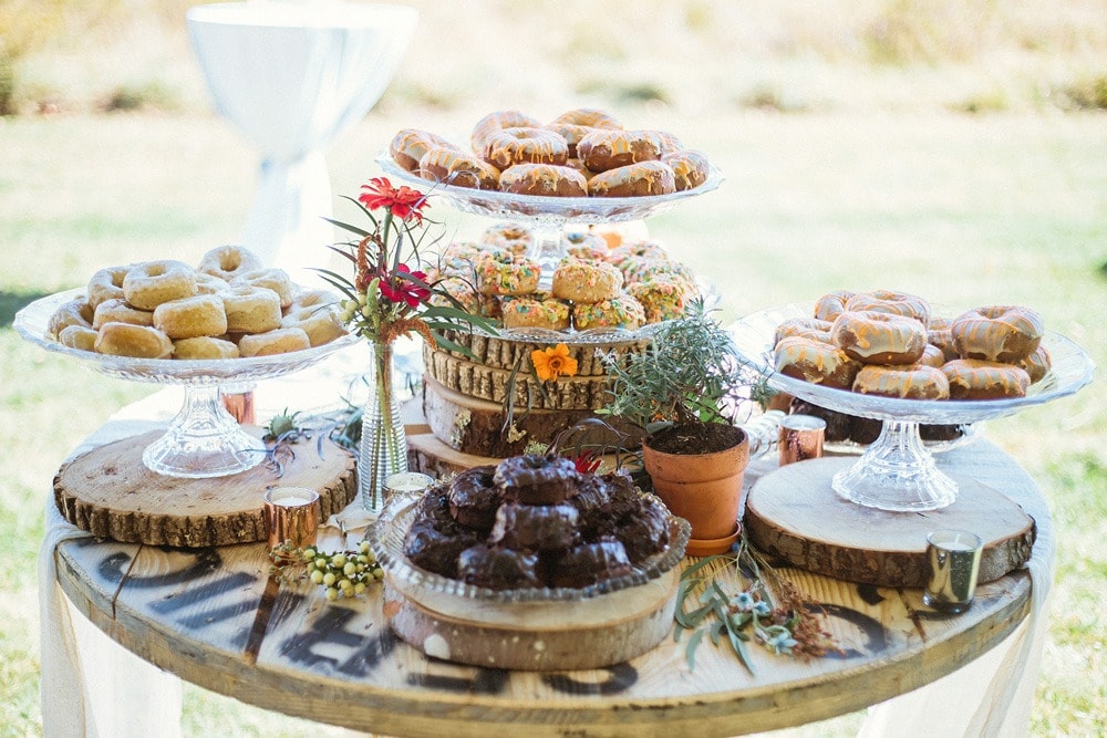 wedding donuts dessert table